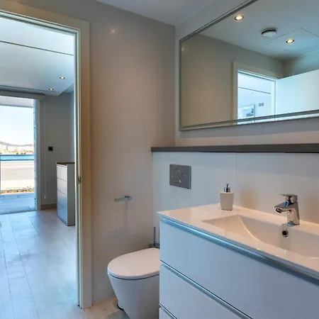 Marina Club Luxury-hosted By Sweetstay