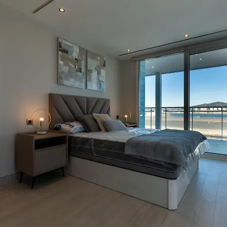 Apartment Marina Club Luxury-hosted By Sweetstay