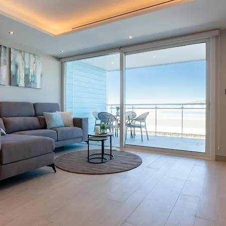 Marina Club Luxury-hosted By Sweetstay Apartment